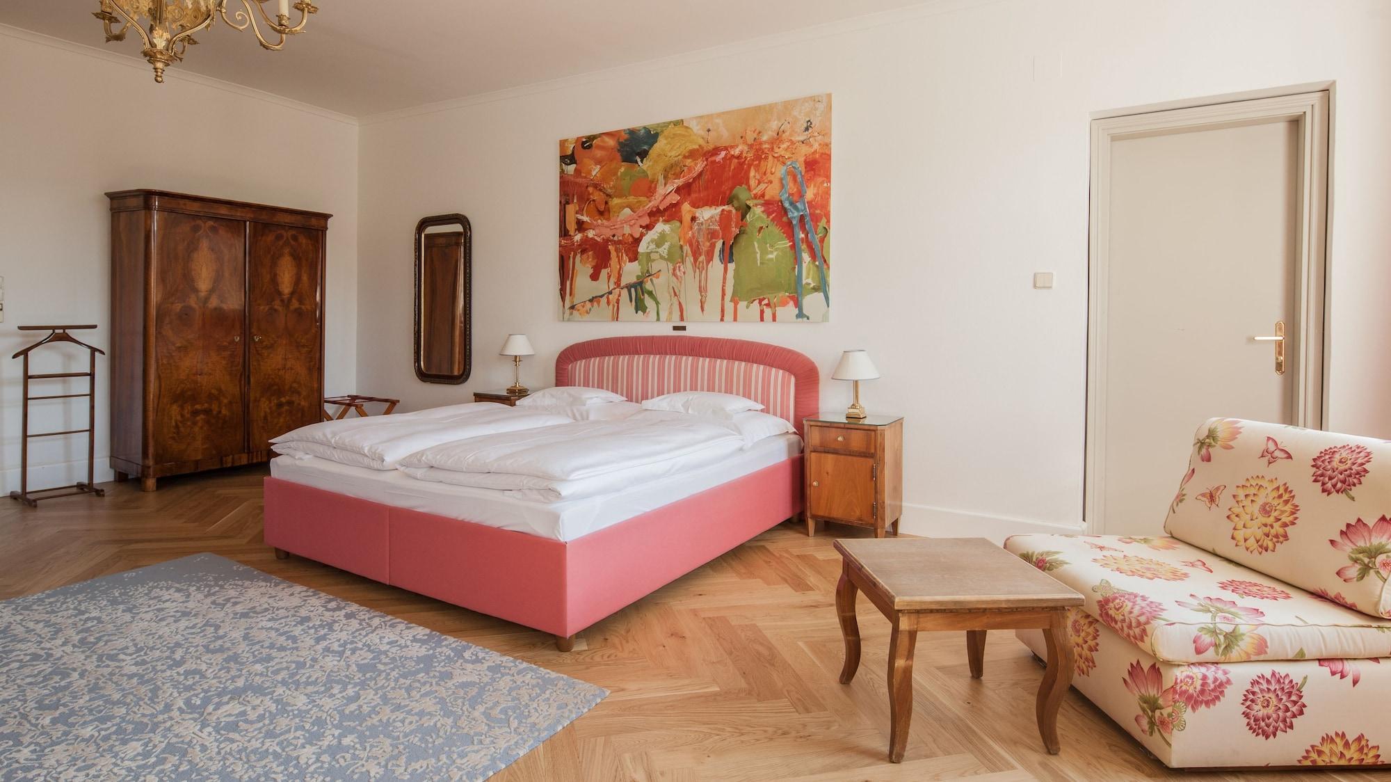 Schlossberghotel Graz Exterior foto A room at the Hotel Axelmannstein