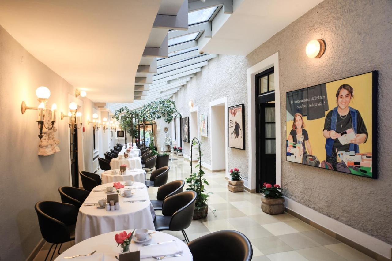 Schlossberghotel Graz Exterior foto Interior of the restaurant