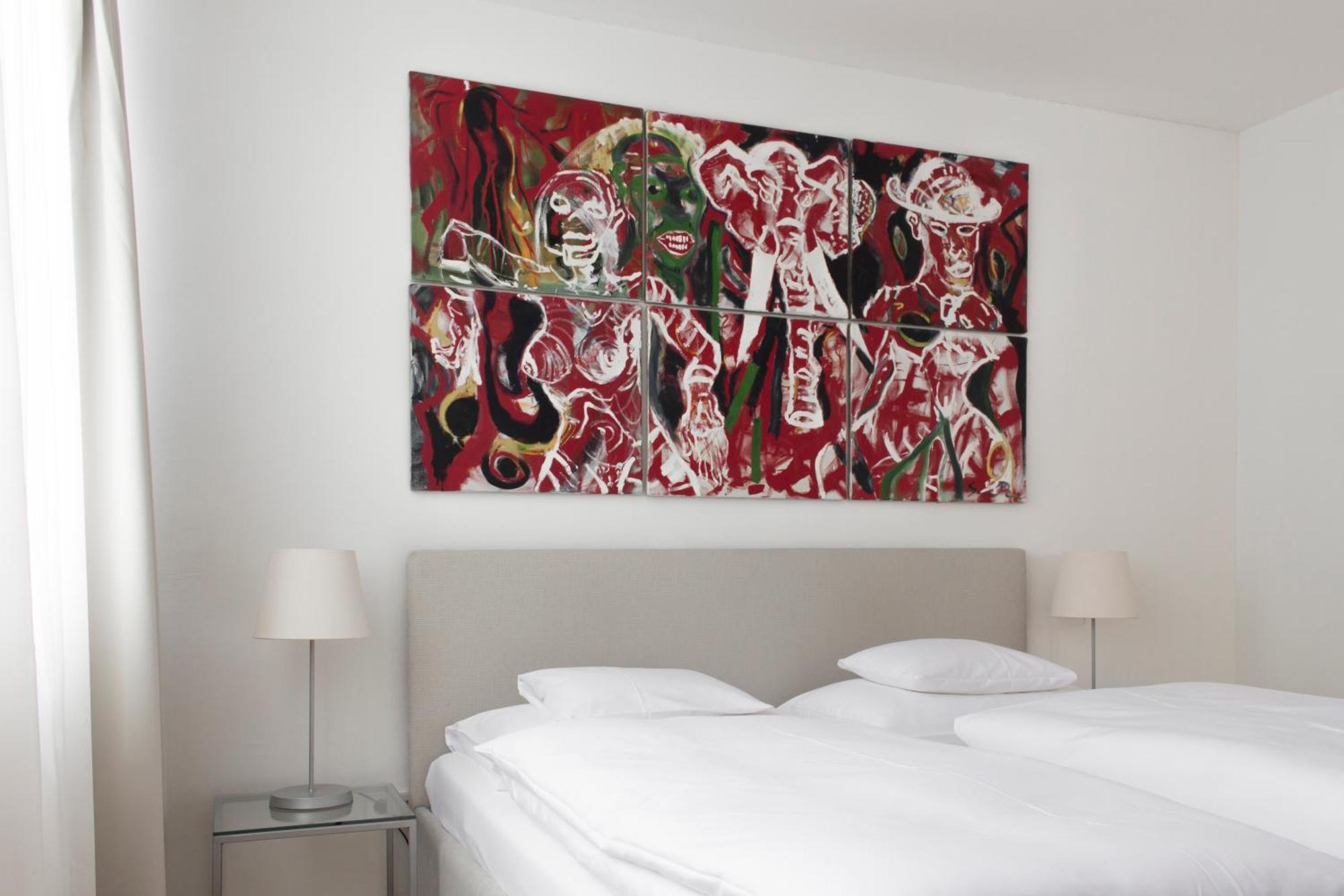 Schlossberghotel Graz Exterior foto A painting by the artist